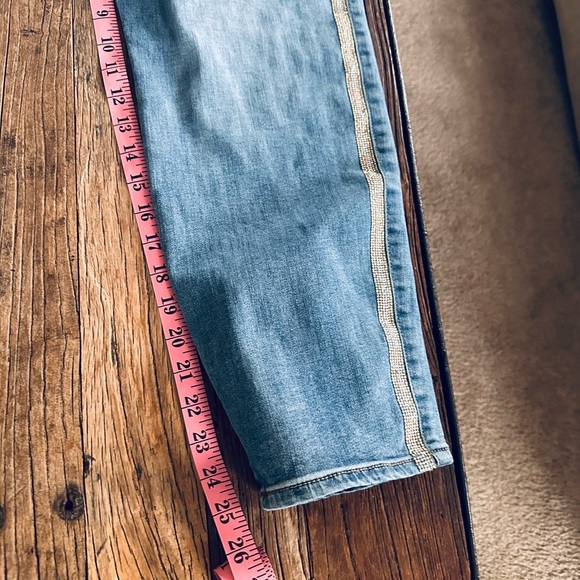 Soft Surroundings Light Blue Skinny Jeans - Picture 4 of 8